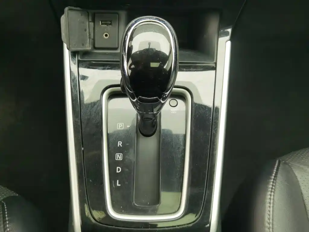 Nissan Sylphy — миниатюра 13