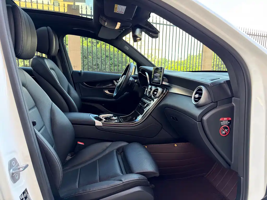Mercedes-Benz GLC — миниатюра 4