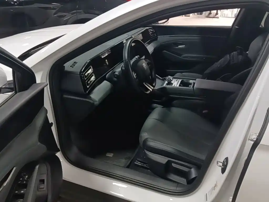 BYD Qin L — миниатюра 16