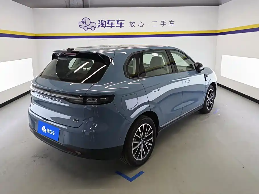 Leapmotor Leapmotor B10 — миниатюра 3