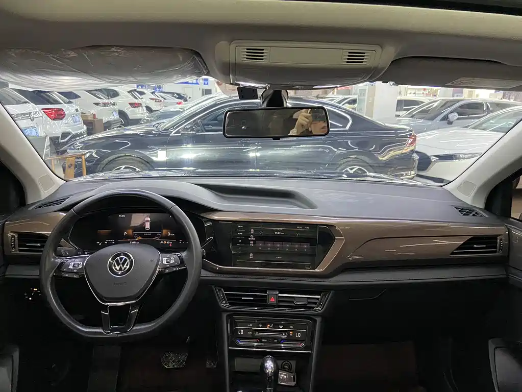 Volkswagen Tharu 2022 280TSI Comfort