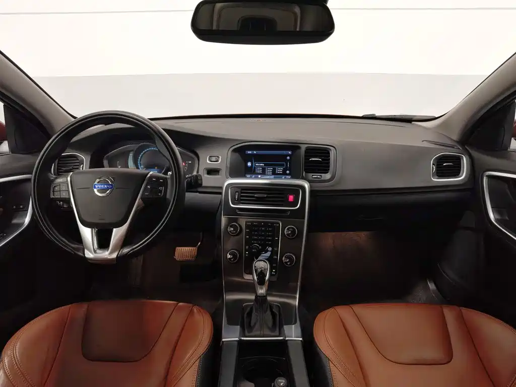 Volvo V60 — миниатюра 5