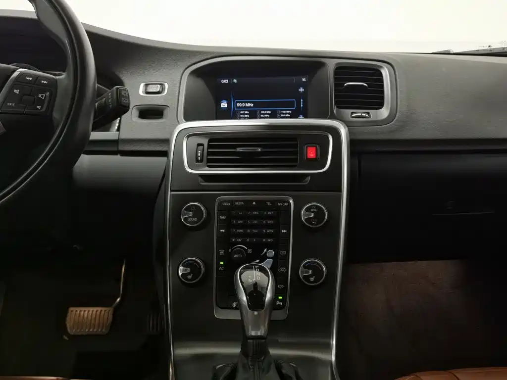 Volvo V60 — миниатюра 12