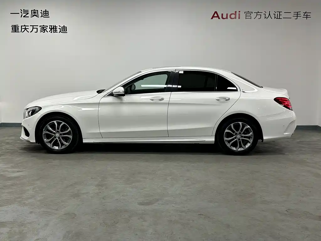 Mercedes-Benz C-Class — миниатюра 6