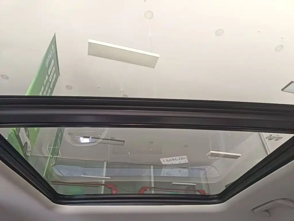 iCAR iCAR 03 — миниатюра 18