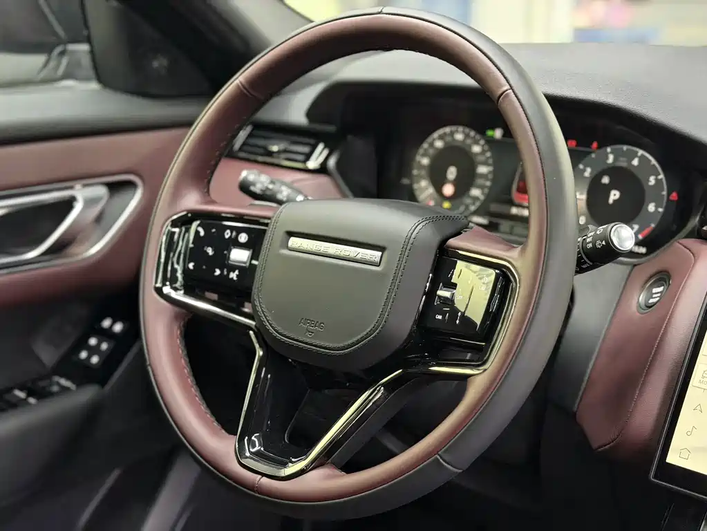 Land Rover Range Rover Velar 2025 Dynamic HSE