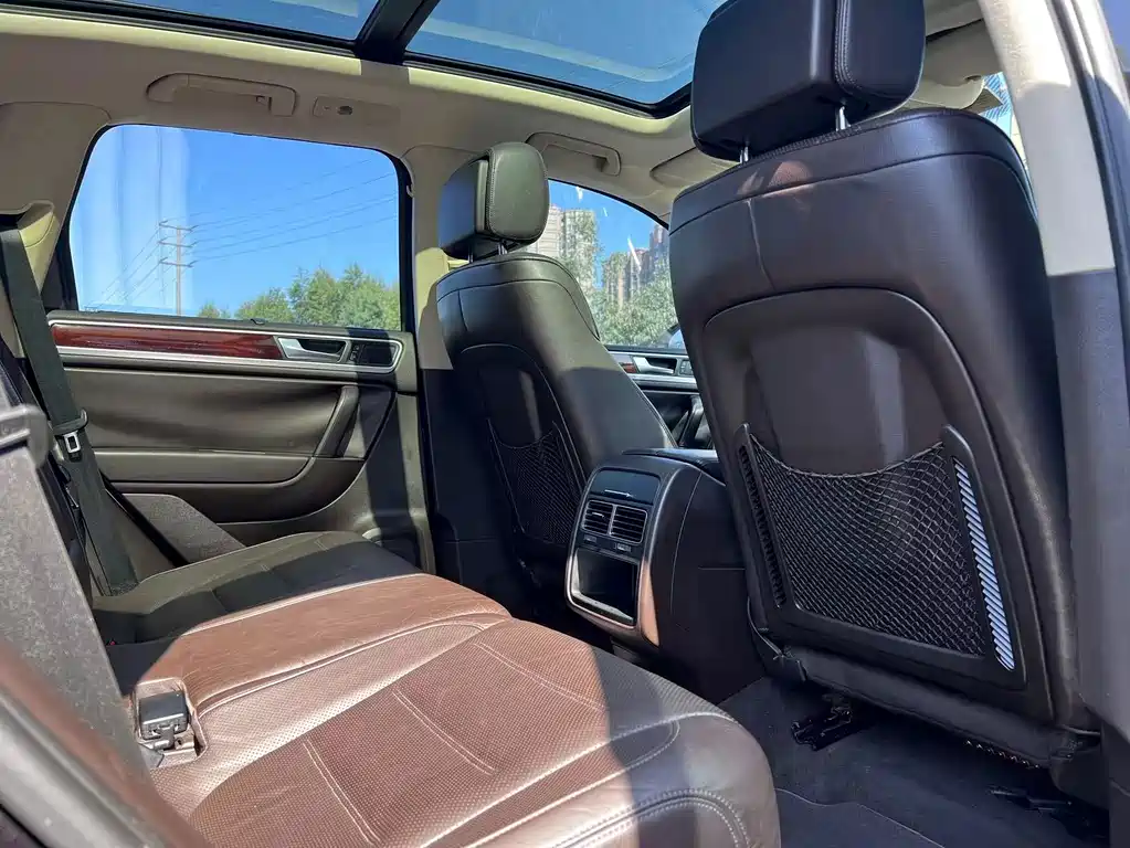 Volkswagen Touareg — миниатюра 15