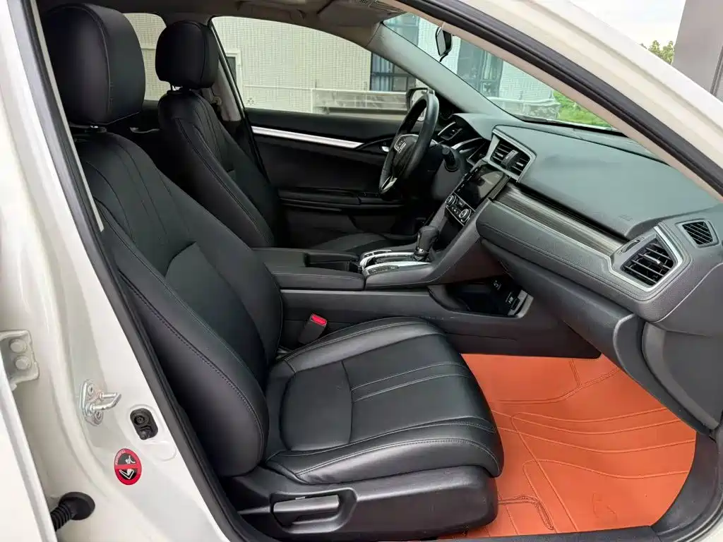 Honda Civic — миниатюра 12