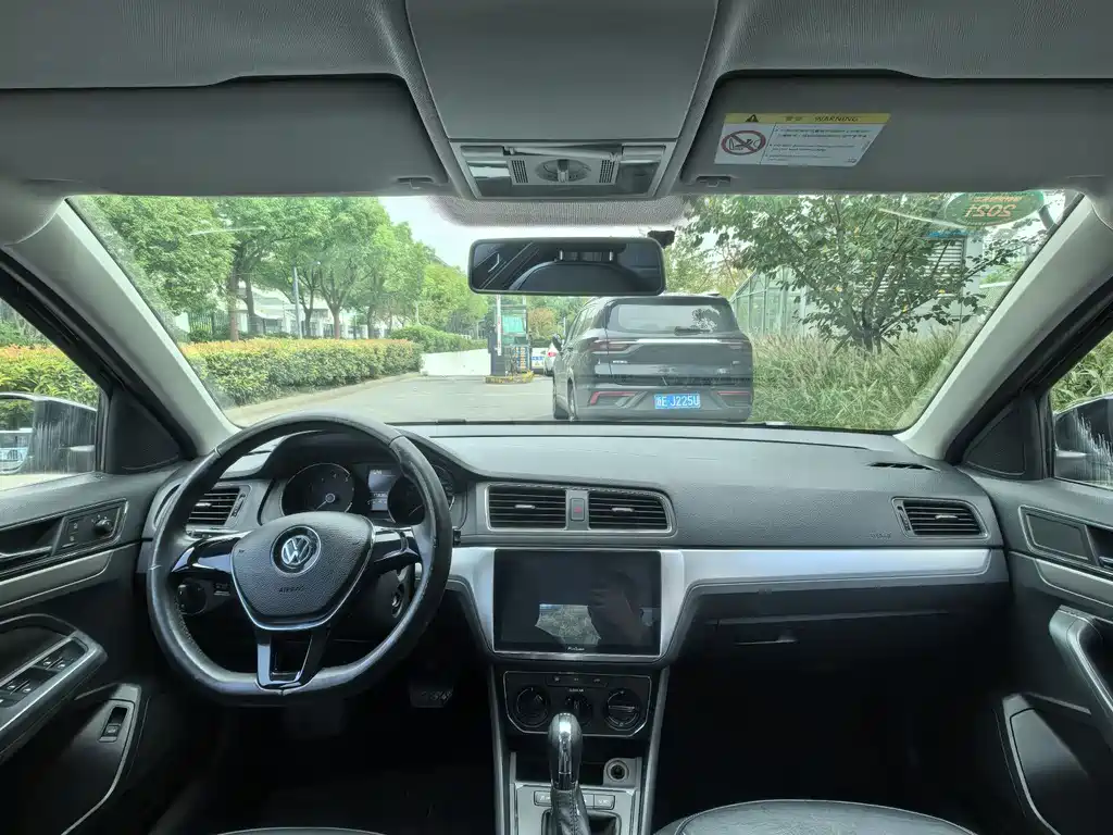 Volkswagen Lavida — миниатюра 13