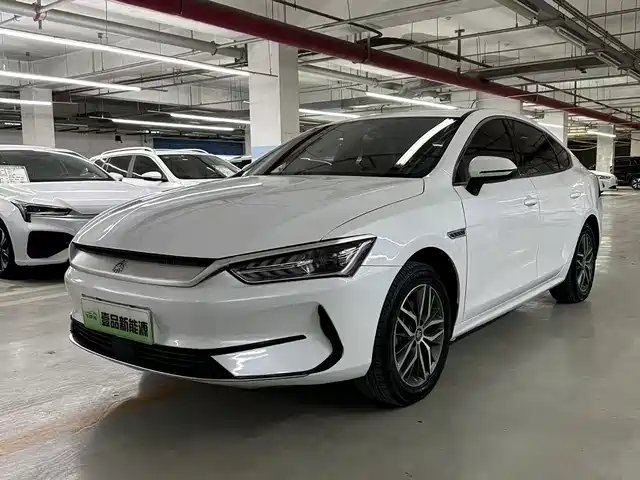 2022 BYD Qin