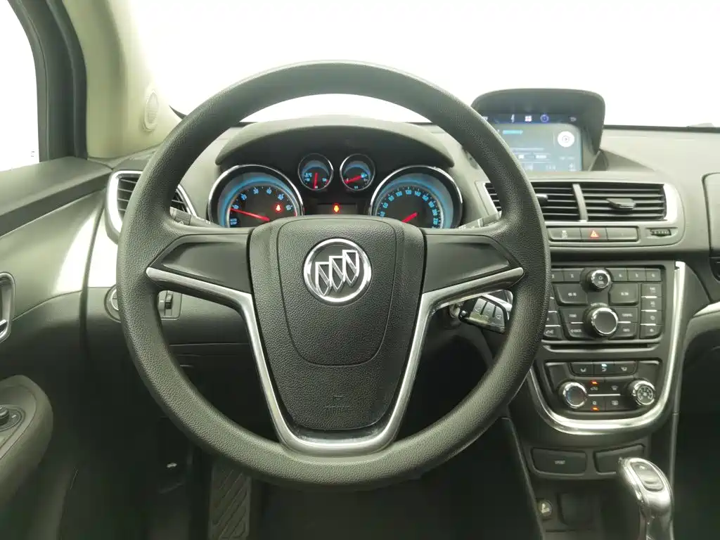 Buick Encore — миниатюра 11