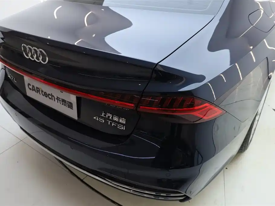 Audi A7L 2024 45TFSI S-line