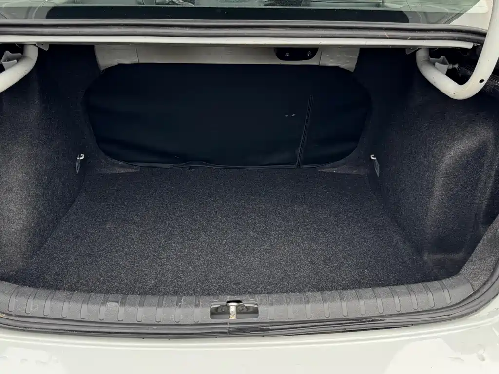 Volkswagen Bora — миниатюра 15