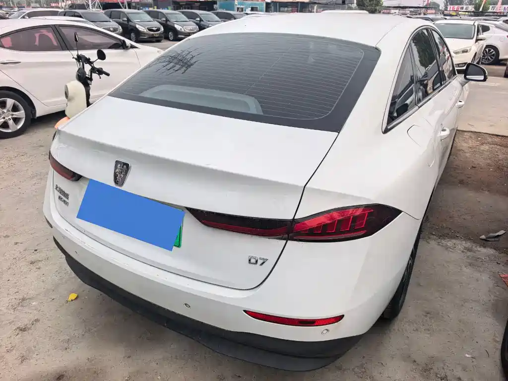 Roewe D7 — миниатюра 4