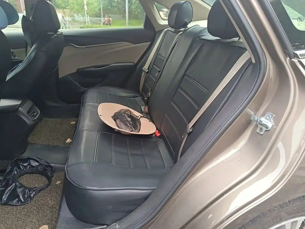 Buick Excelle — миниатюра 13