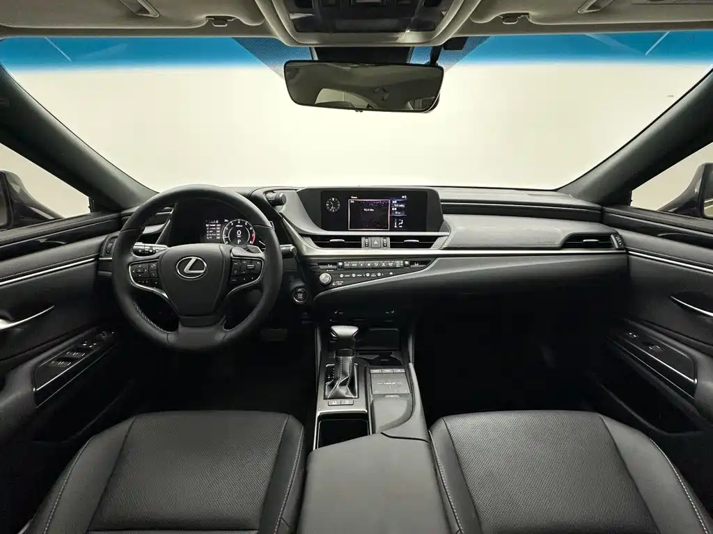 Lexus ES — миниатюра 19