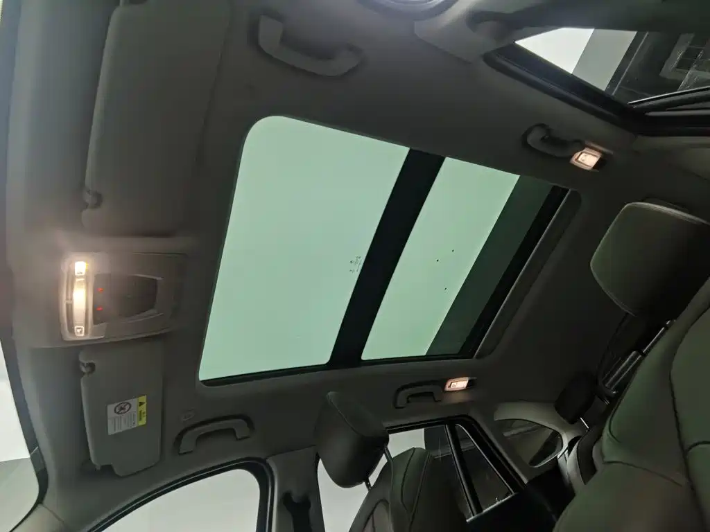 BMW X1 — миниатюра 14