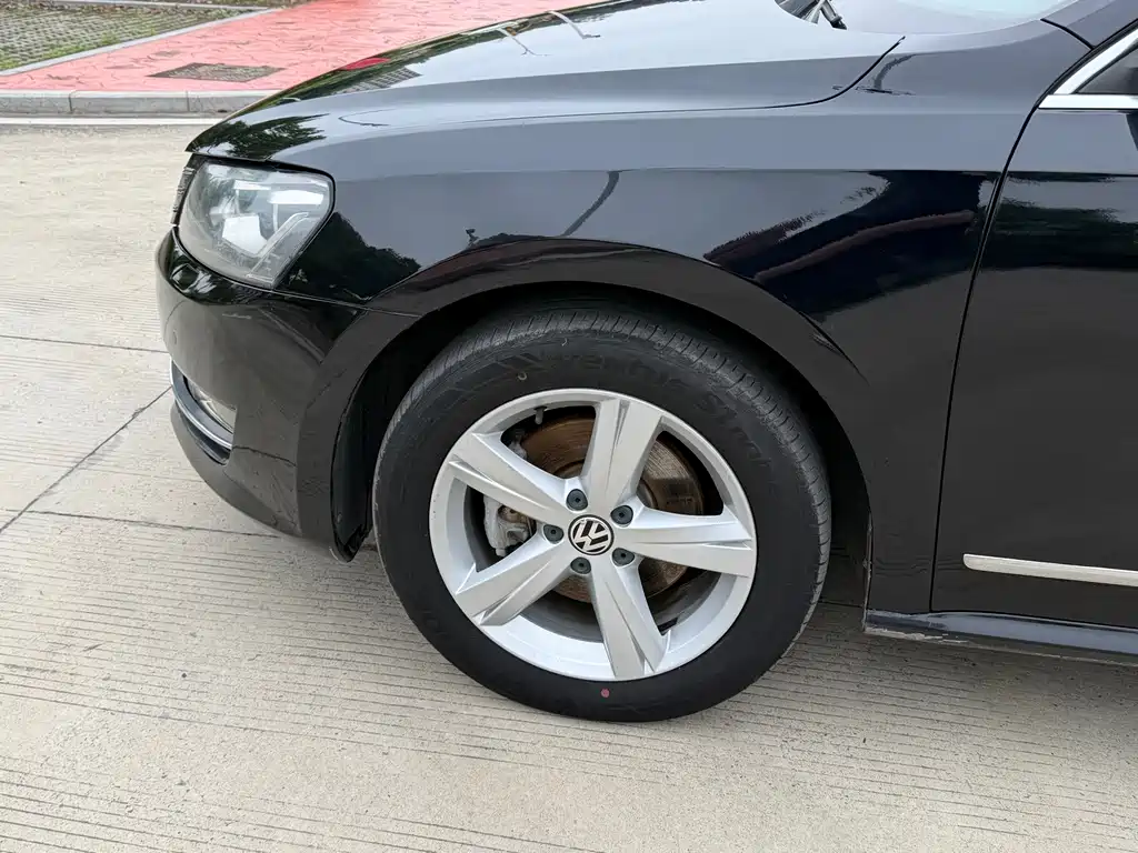Volkswagen Passat — миниатюра 10