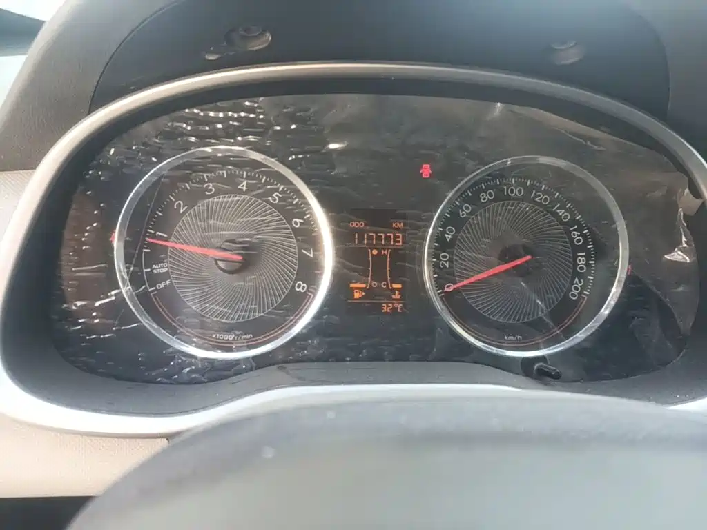 Chevrolet Sail — миниатюра 17