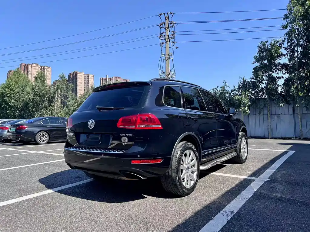Volkswagen Touareg — миниатюра 4