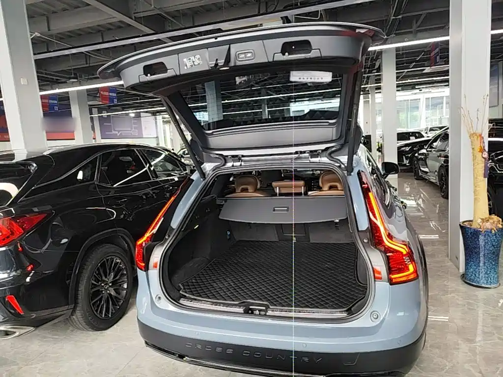 Volvo V90 — миниатюра 15