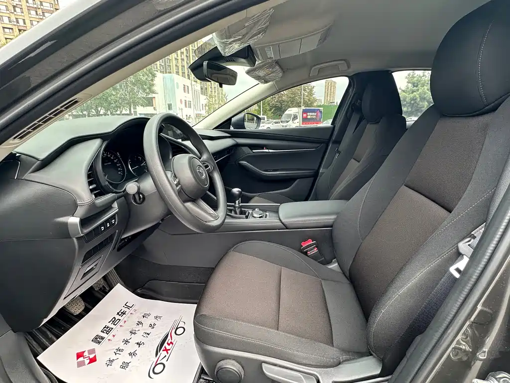 Mazda 3 Axela — миниатюра 7
