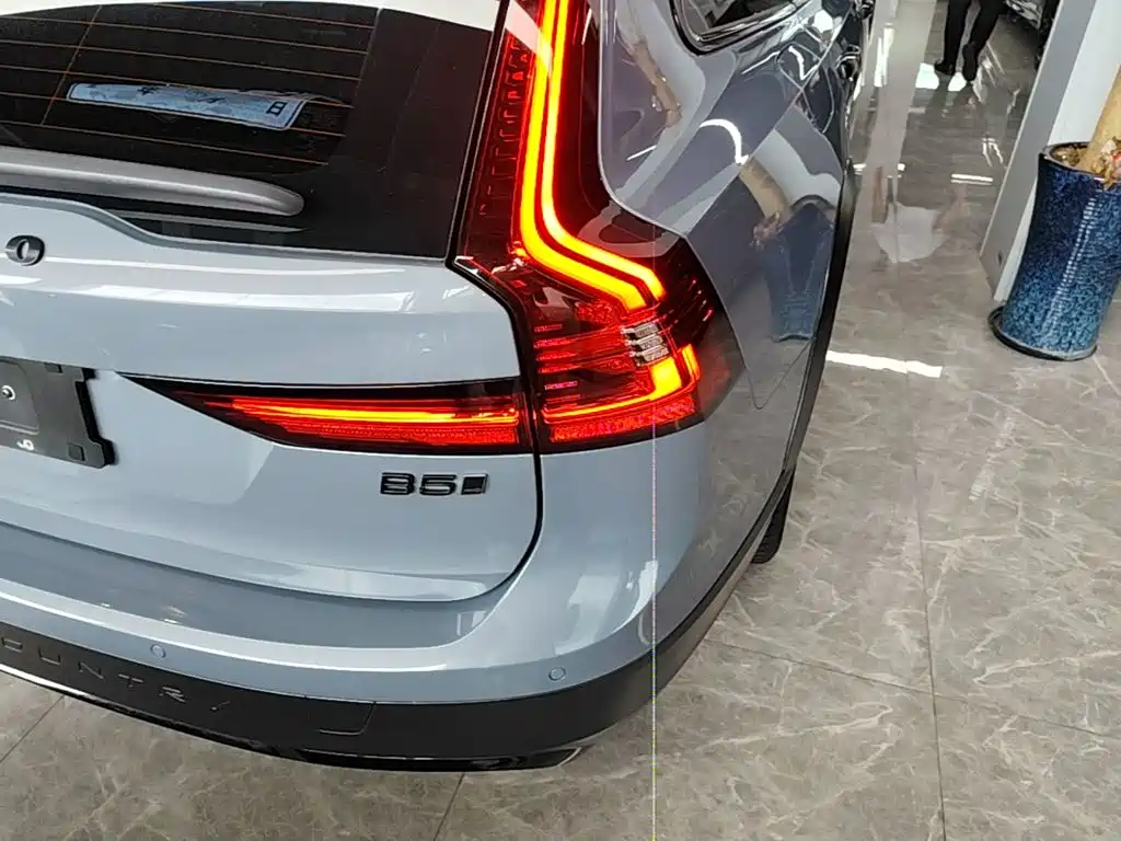 Volvo V90 — миниатюра 24