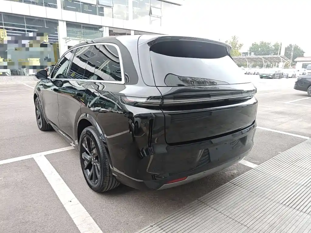 Li Auto Li L8 — миниатюра 5