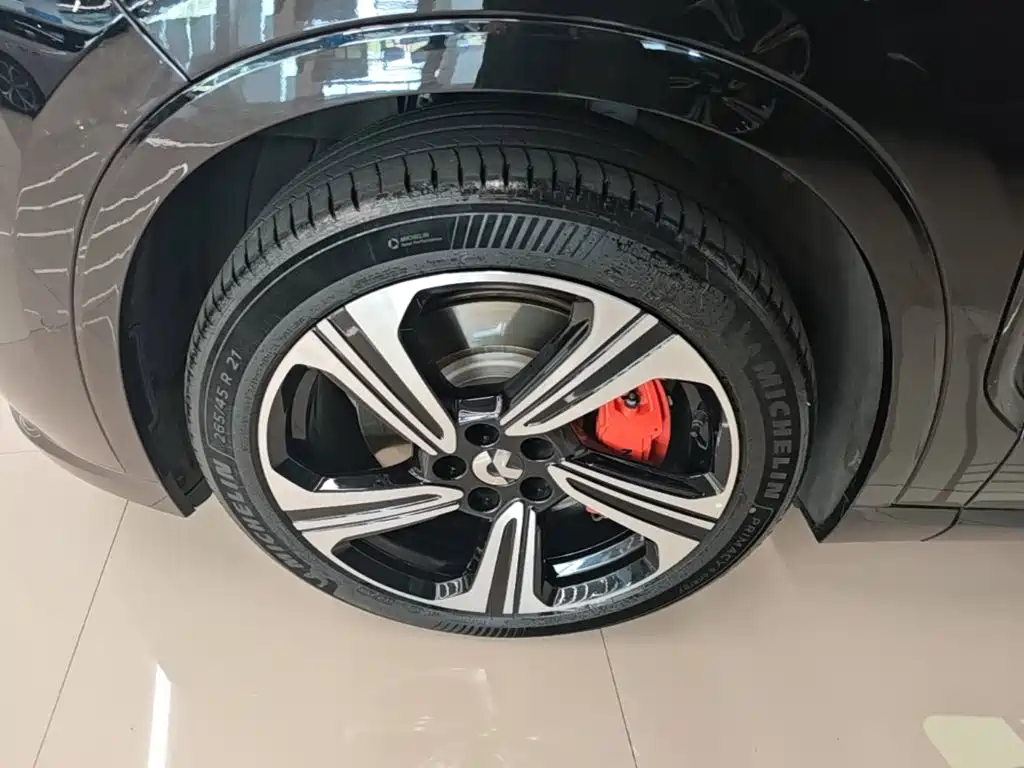 NIO ES8 — миниатюра 23