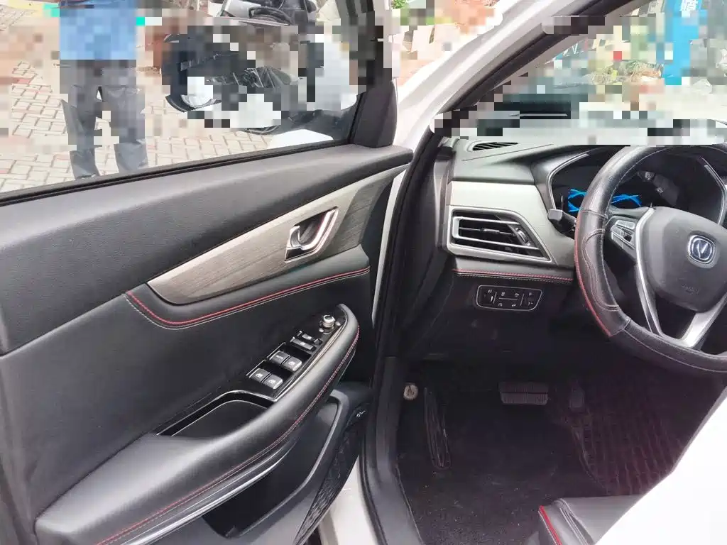 Changan CS75 — миниатюра 12