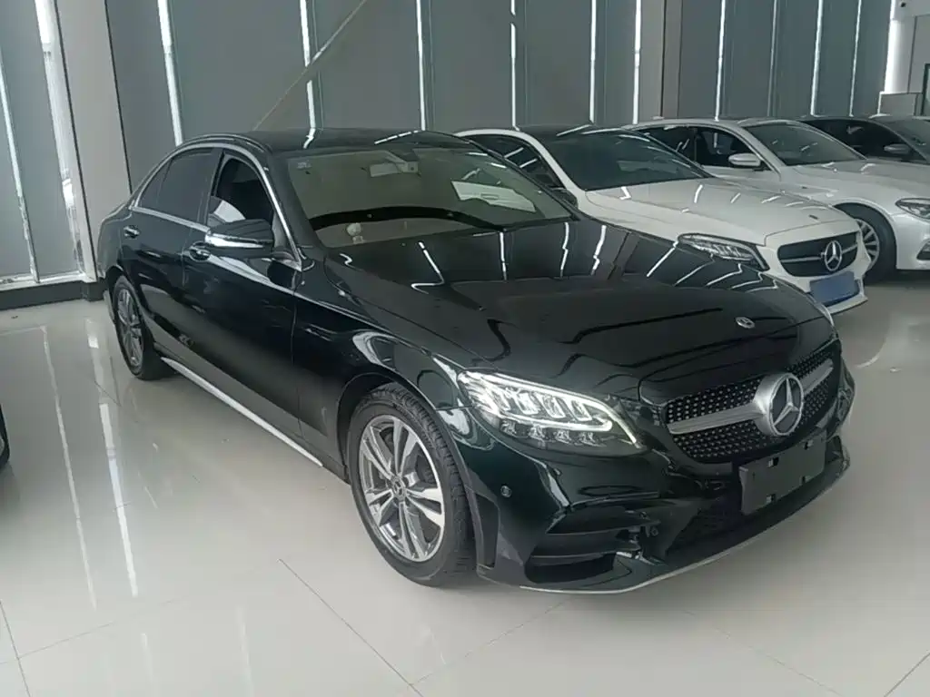 Mercedes-Benz C-Class — миниатюра 4
