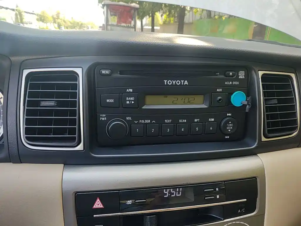 Toyota Corolla — миниатюра 13
