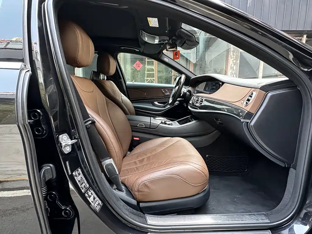 Mercedes-Benz S-Class — миниатюра 21