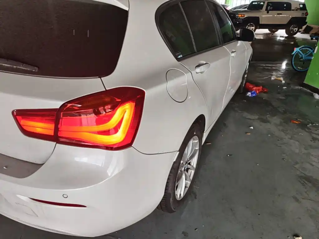 BMW 1 Series (Import) — миниатюра 8