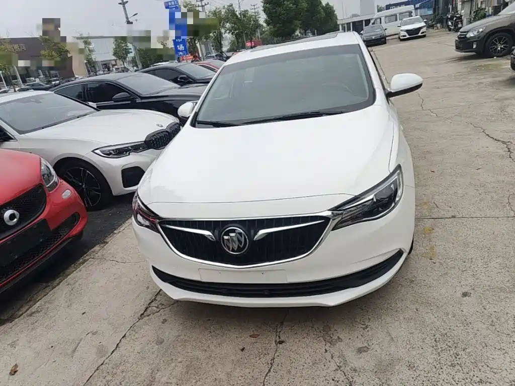 Buick Excelle — миниатюра 3