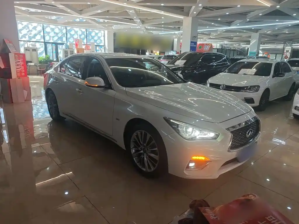 Infiniti Q50L — миниатюра 4