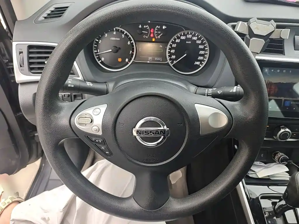 Nissan Sylphy — миниатюра 11