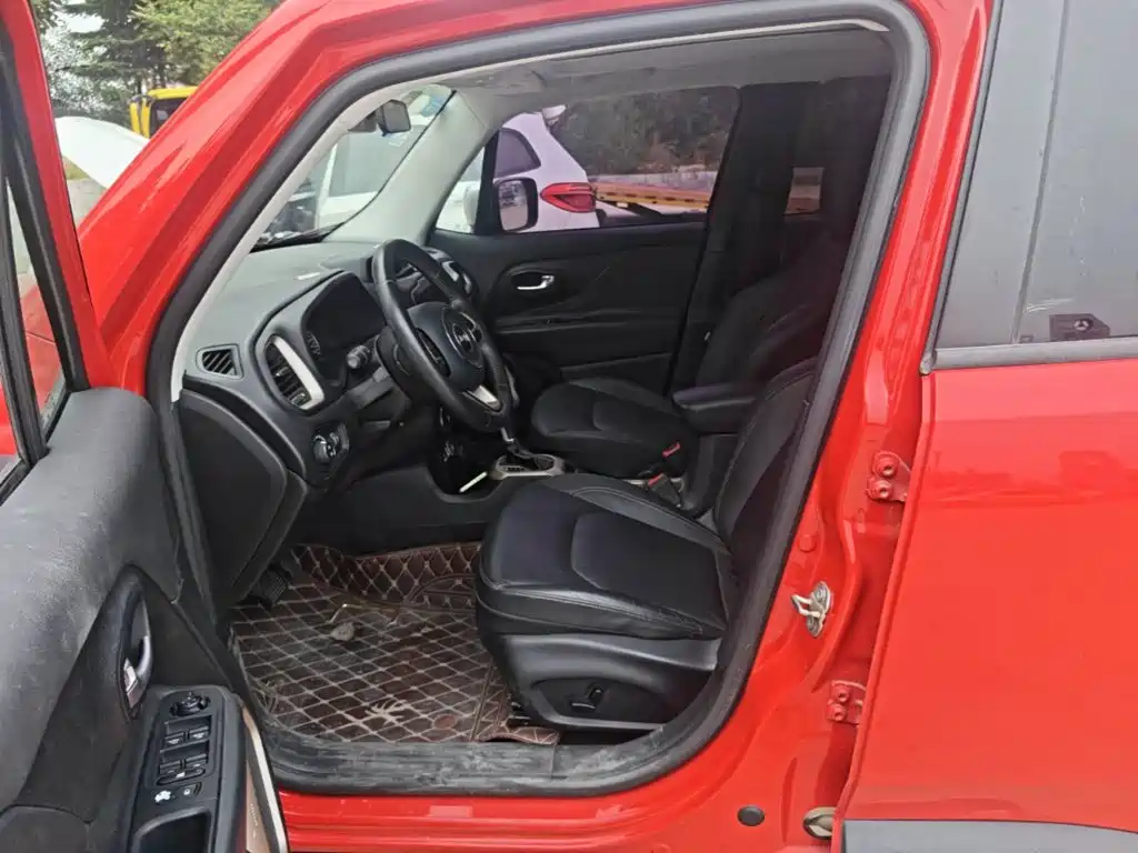 Jeep Renegade — миниатюра 15