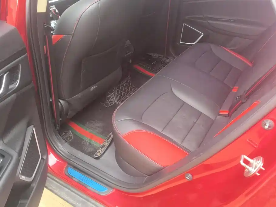 Geely Emgrand GS — миниатюра 11