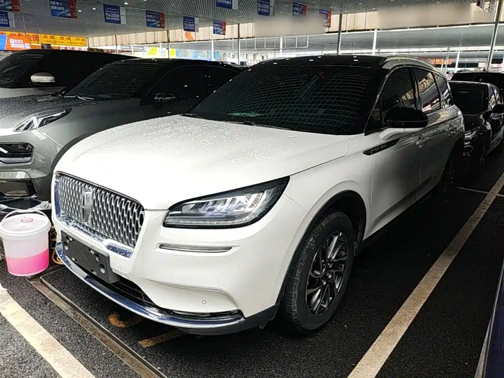 Lincoln Corsair 2021