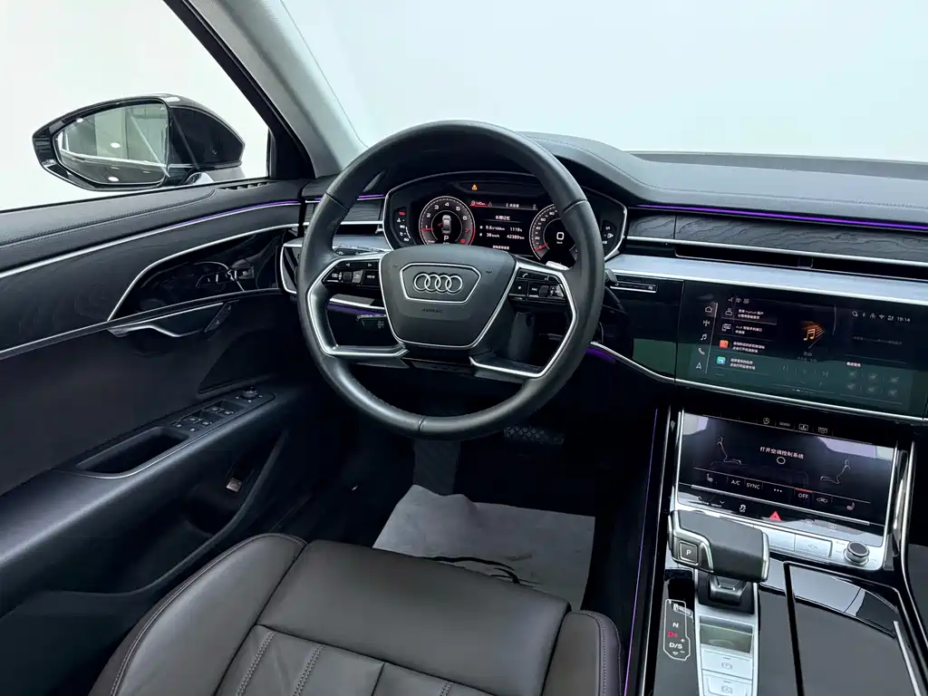 Audi A8 — миниатюра 10