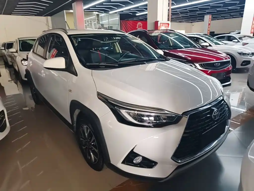 Toyota Yaris L — миниатюра 4