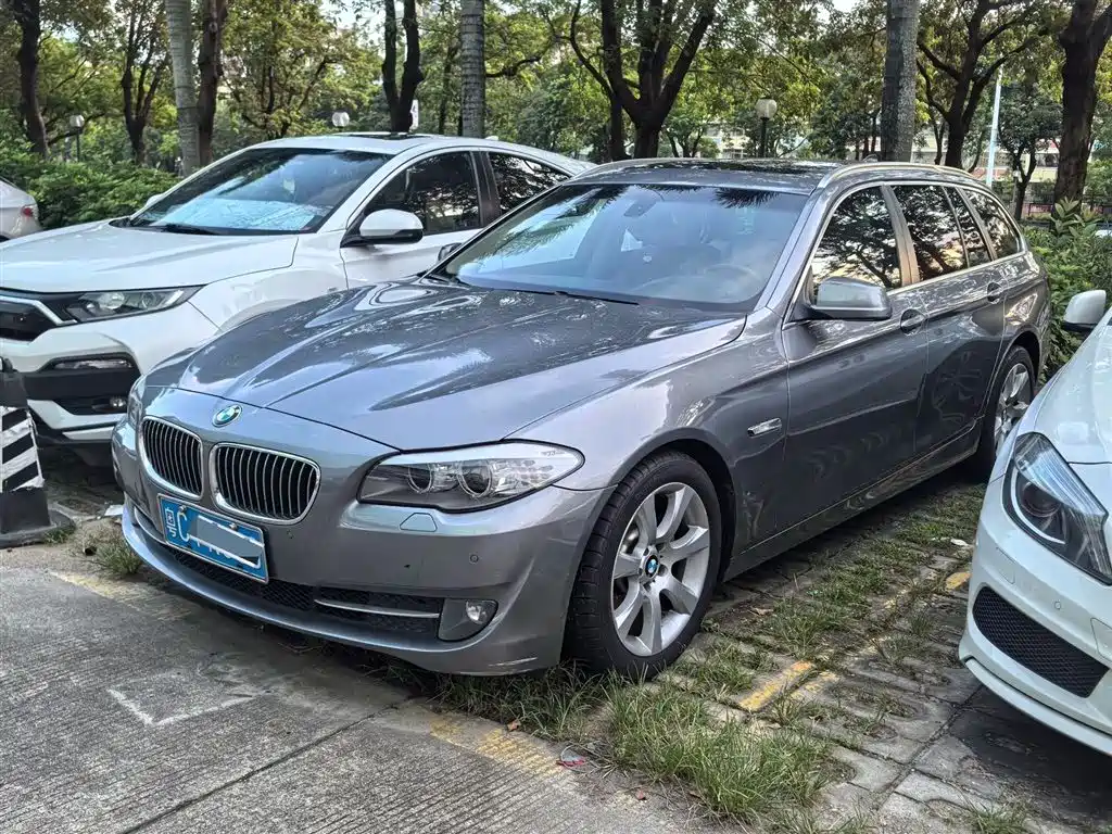 BMW 5 Series 5 2012 530i Lead