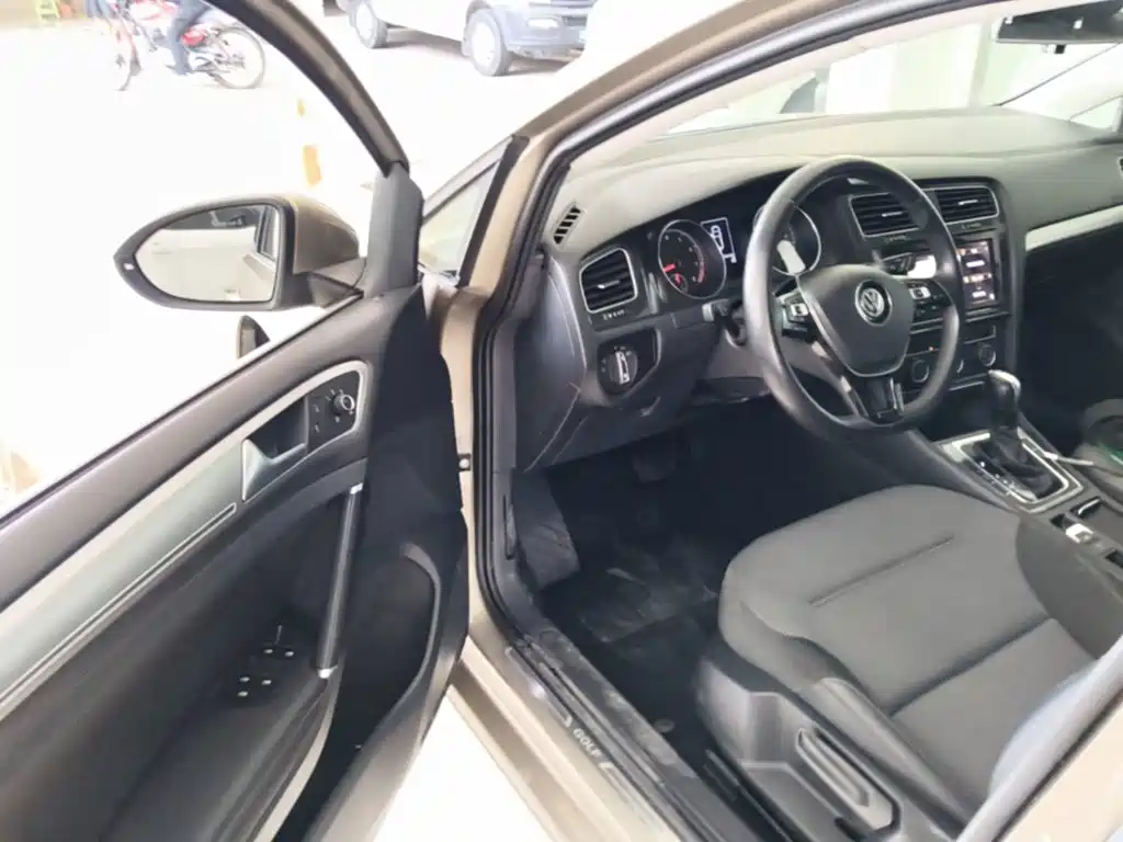 Volkswagen Golf — миниатюра 16