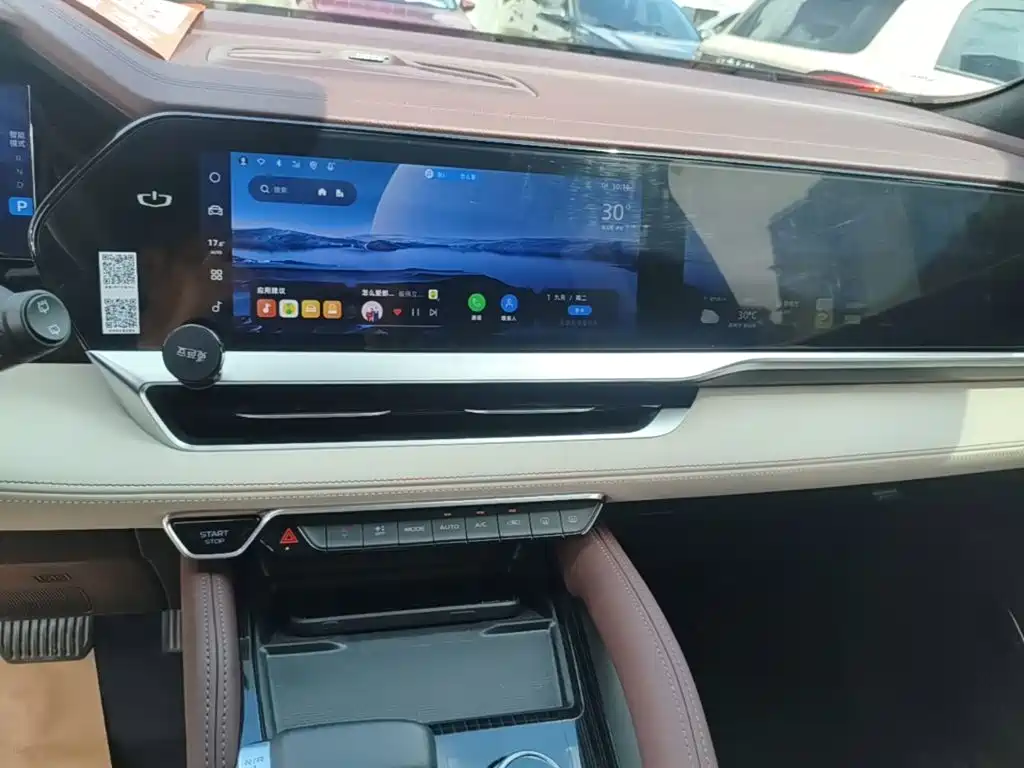 Geely Xingyue L — миниатюра 13