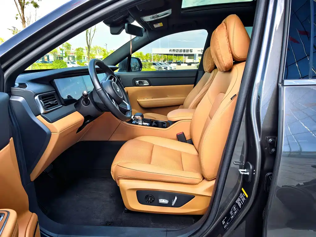 Li Auto Li ONE — миниатюра 11