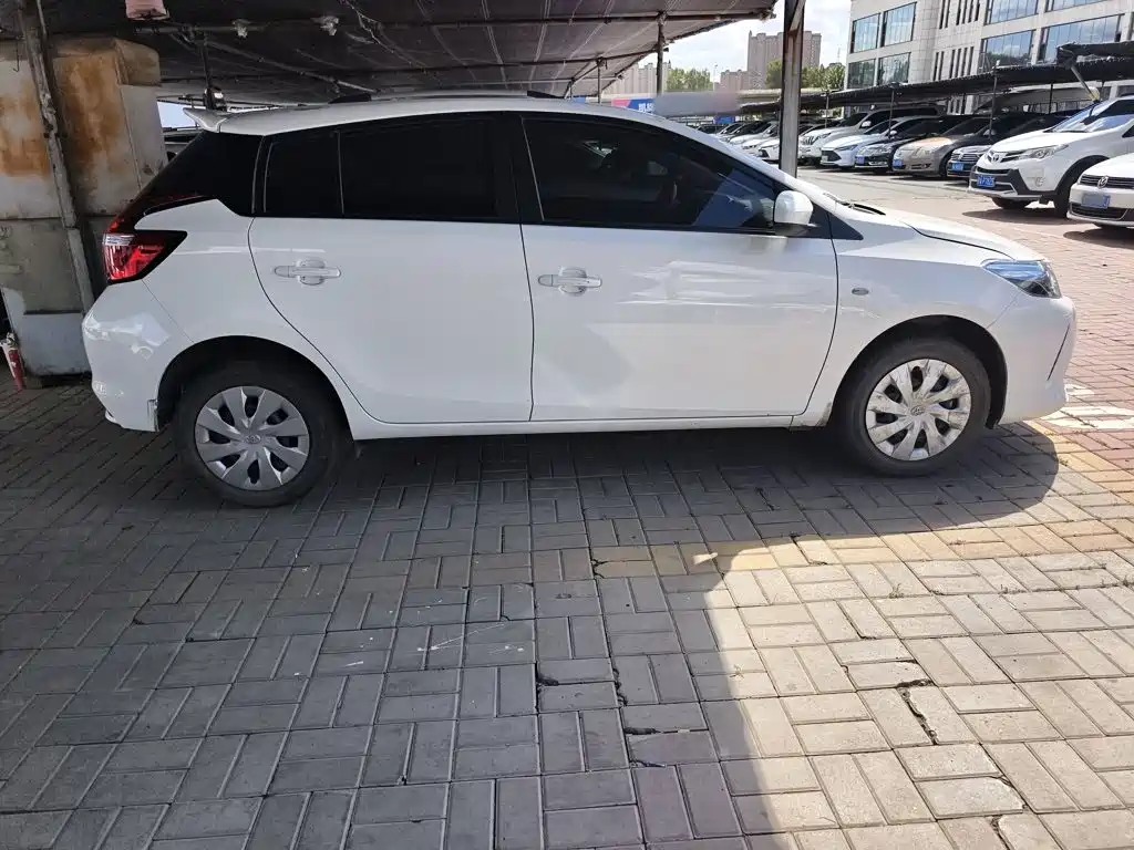 Toyota Vios FS — миниатюра 26