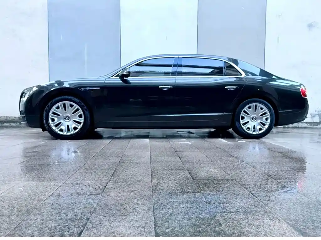 Bentley Flying Spur — миниатюра 8