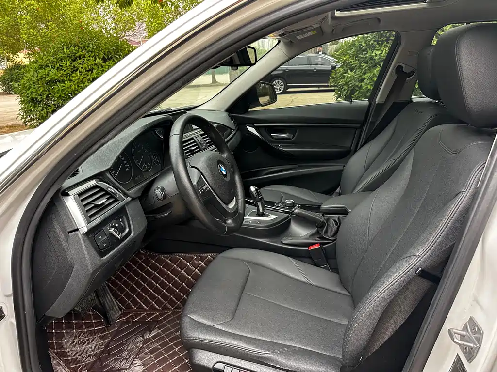 BMW 3 Series — миниатюра 16