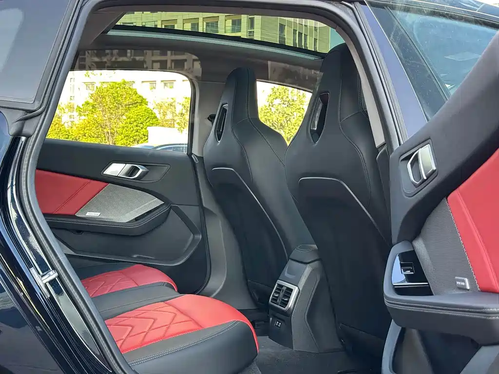 BMW 2 Series — миниатюра 14